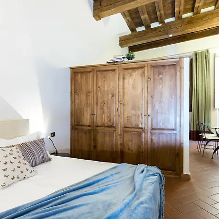 Sdrucciolo Double Apartment Florence